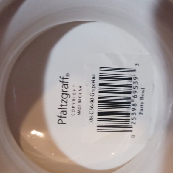 Pfaltzgraff White and Green Decorative Bowl - Picture 4 of 9